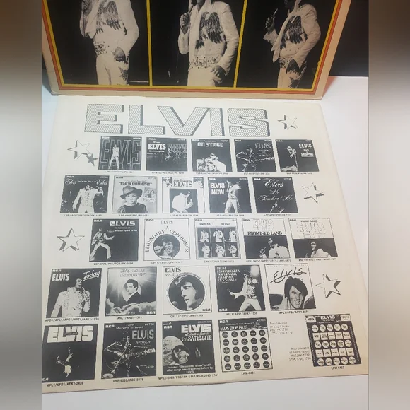 Having fun with Elvis on Stage LP